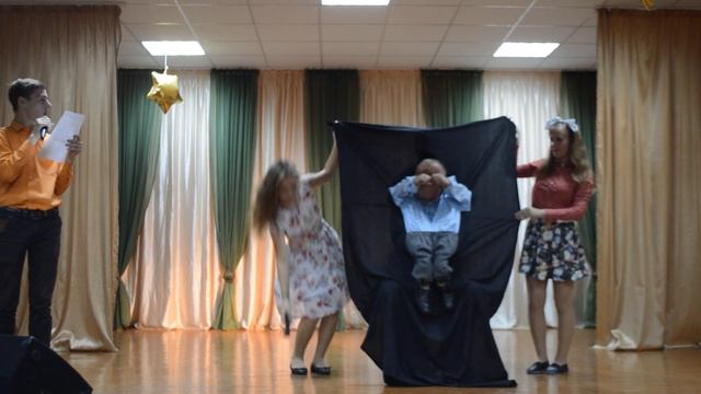 СЦЕНКА "Один день из жизни учителя".УЧИТЕЛЯ ЖГУТ!!!СШ№14 г. Брест смотреть онлайн