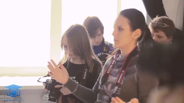 Студийная фотосъёмка в студии Луч от фотошколы Луч смотреть онлайн