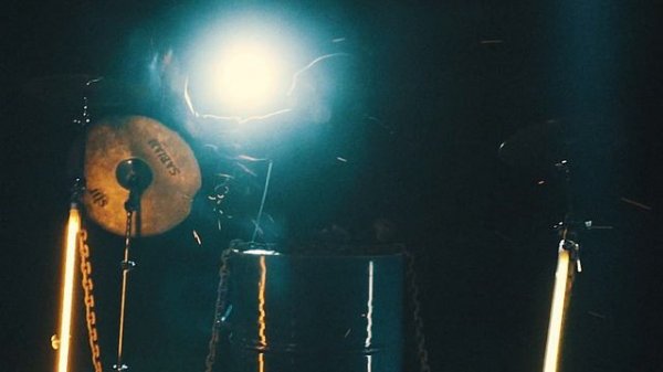 Main-de-Gloire - Tonight II (Official Music Video)