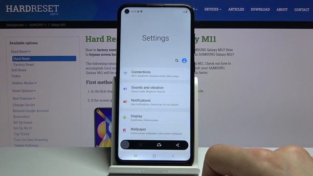 How to Capture Screen on SAMSUNG Galaxy M11 – Take a Screenshot смотреть онлайн