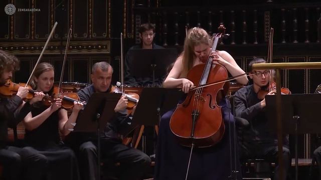 Shostakovich Cello Concerto no.1 in E-flat major op.107 1st mouvement - Flóra Matuska смотреть онлайн