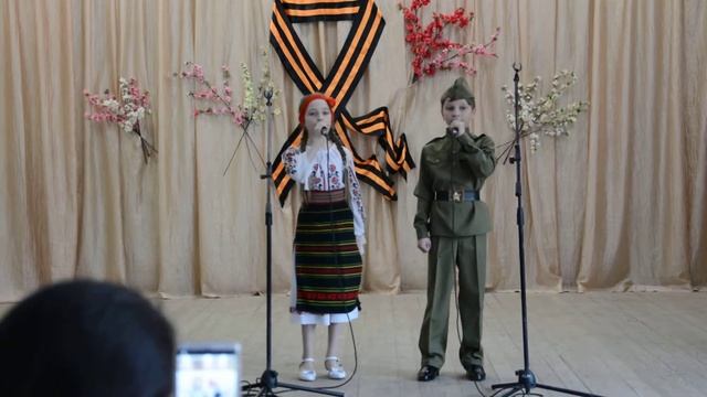 ПАТРИОТИЧЕСКАЯ ПЕСНЯ СМУГЛЯНКА смотреть онлайн