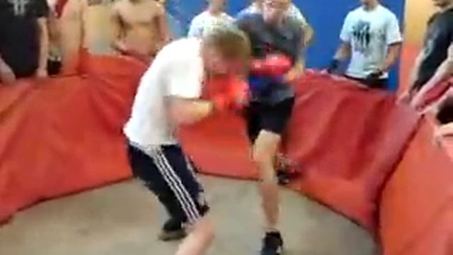 Всё хорошо, но подбили глаз! (БК 25.03.2012) смотреть онлайн