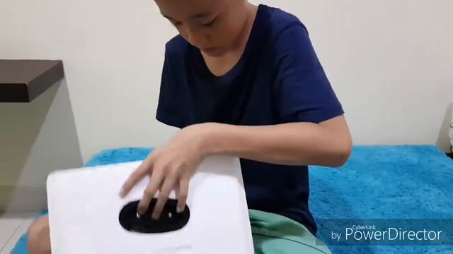 Diecast Mercedes-Benz 300 SL, skala 1:18, Burago смотреть онлайн