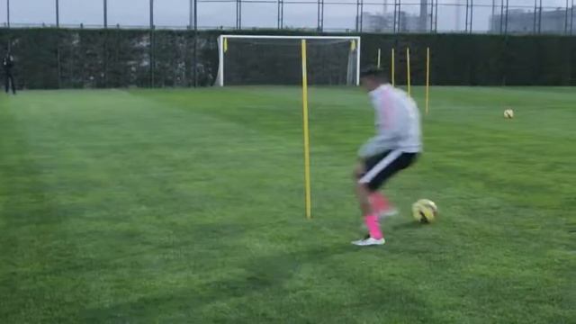 Neymar Jr Hypervenom Liquid Diamond смотреть онлайн