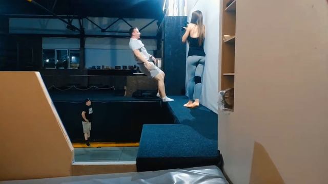 Ночная тренировка в YOLO смотреть онлайн