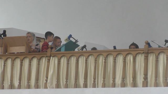 СВЯТО "МЕДОВОГО СПАСА" В ХРАМI "СВЯТОГО ПЕТРА I ПАВЛА" М. ЛОЗОВА смотреть онлайн