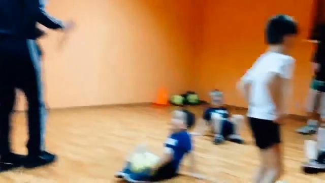 Школа футбола ЛЕО смотреть онлайн