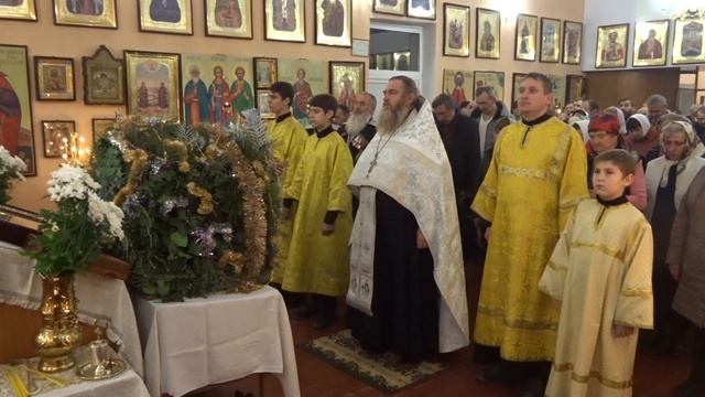 Рождество христово. Храм Всех Крымских Святых - посёлок Гвардейское Крым. смотреть онлайн