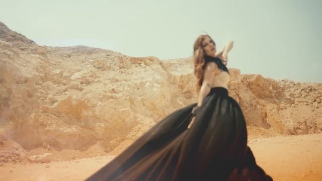Demet Akalın - Ders Olsun смотреть онлайн