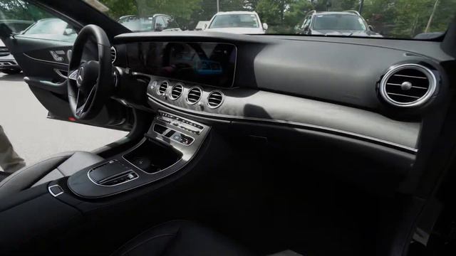2022 Mercedes-Benz E-Class E 450 4MATIC Wagon | Video Tour with Watson смотреть онлайн