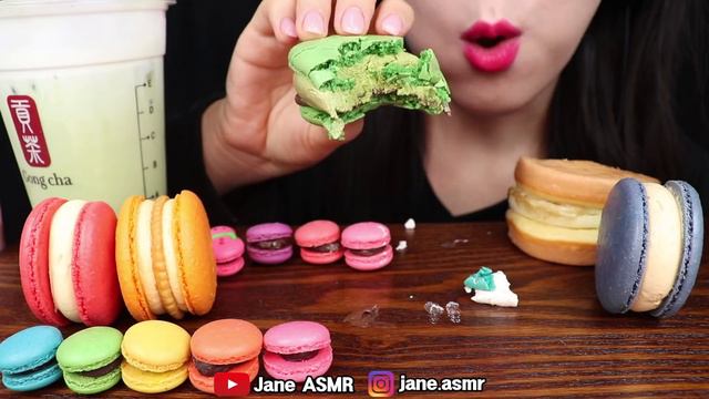 ASMR STRAWBERRY BUBBLE TEA, GREEN TEA MILK TEA, RAINBOW MACARON 딸기 버블티, 녹차 밀크티, 레인보우 마카롱 먹방 MUKBANG