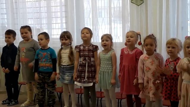 Песня Мамочка родная средняя группа Земляничка (видео с телефона) смотреть онлайн