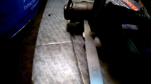 Регулировка клапанов щупом . НЕВСЕГДА БЫВАЕТ ТОЧНОЙ ,!!! смотреть онлайн