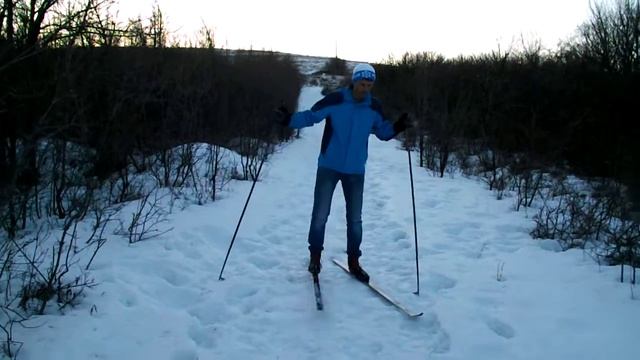 Повороты на месте переступанием смотреть онлайн