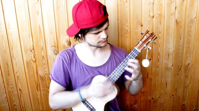 Укулеле UK Dream UC-52A (демонстрация звука) смотреть онлайн