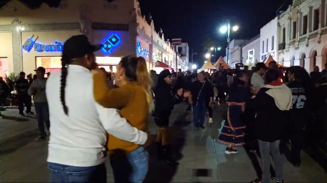 regresa la musica de ambiente. esta bonita tarde noche. musical milagro.🌗 смотреть онлайн