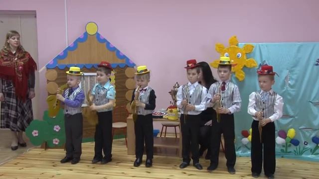 Театрализованное представление "Муха-Цокотуха". ГУО № 36 г. Новополоцка смотреть онлайн