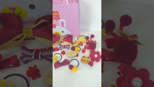 Набор аксессуаров для волос (цвет - бордовый) смотреть онлайн