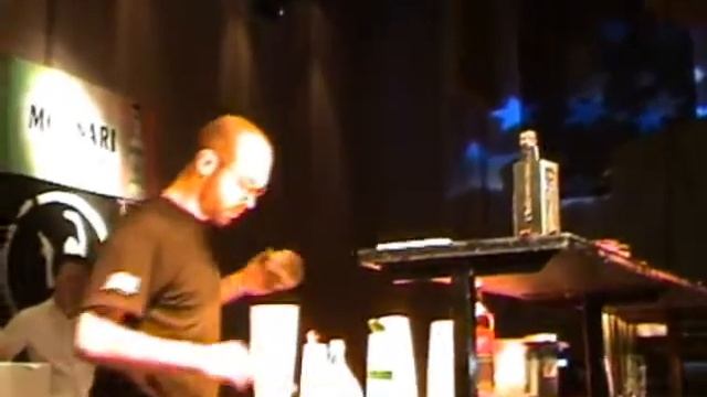 Andrea Fiore Flaircracks 4'09 смотреть онлайн