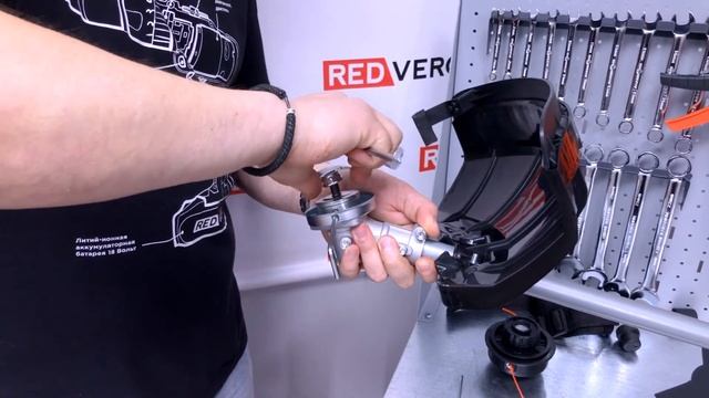 Сборка электрического триммера RedVerg Basic EB1100 смотреть онлайн
