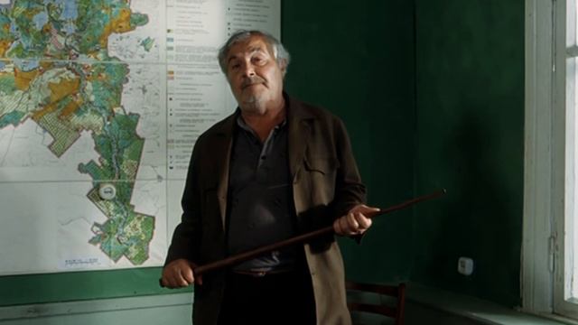 "Ты что, думаешь - грамотный, так издеваться можно, что ли?!" ("Граффити", Апасян И.) смотреть онлайн