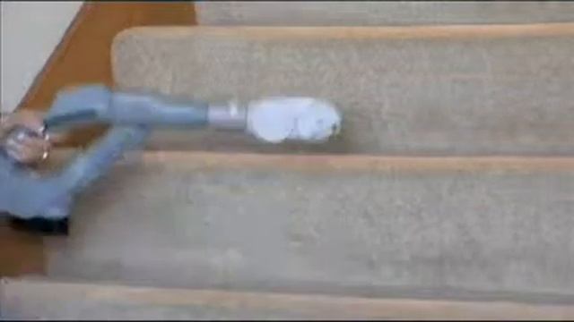 Beam Electrolux - уборка лестниц смотреть онлайн