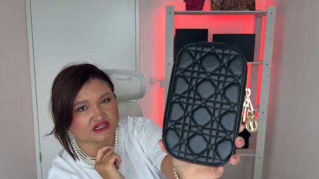 LADY DIOR PHONE HOLDER | Распаковка сумки для телефона Леди Диор смотреть онлайн