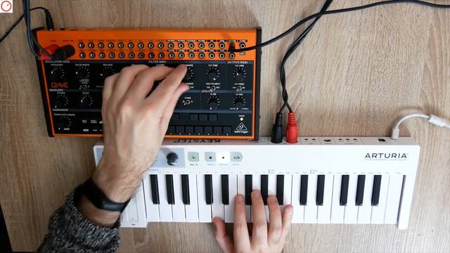Behringer CRAVE Analog Synthesizer Unboxing & Raw Sound Demo no FX | SYNTH ANATOMY смотреть онлайн