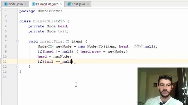 شرح مفصل للــ Double Linked List، وكيفية ادخال عناصر في بدايتها ونهايتها وعرض البيانات. смотреть онлайн