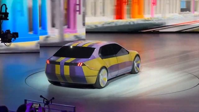 Color Changing Car | BMW's I Vision Dee Is An Incredible Chameleon Car With Mind-boggling Features