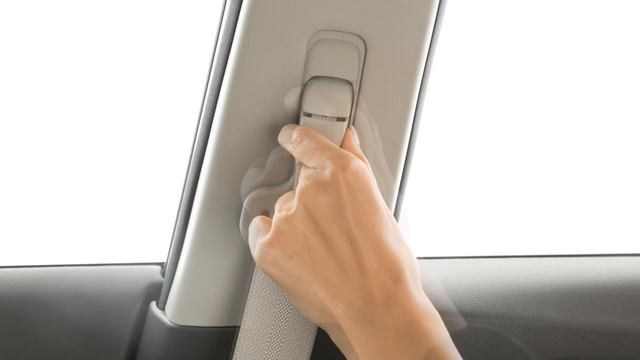 2021 Nissan LEAF - Shoulder Belt Height Adjustment смотреть онлайн