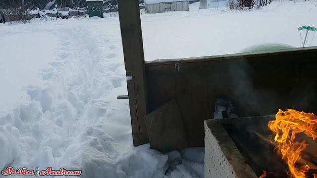 Очень много снега Идем через лес в сад В беседку Делать шашлыки || Саша и Андрей смотреть онлайн