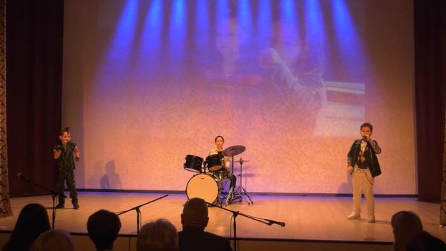 Дуэт "Импульс времени" и студия танца "Bravo" - Мы грезим мирами смотреть онлайн