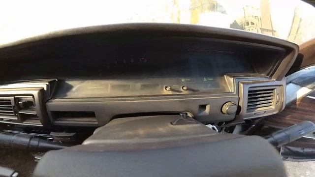 Toyota Mark 2 GX61 1984 год смотреть онлайн