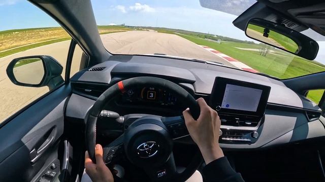 Track Comparison | Honda Civic Type R vs Toyota GR Corolla Morizo смотреть онлайн