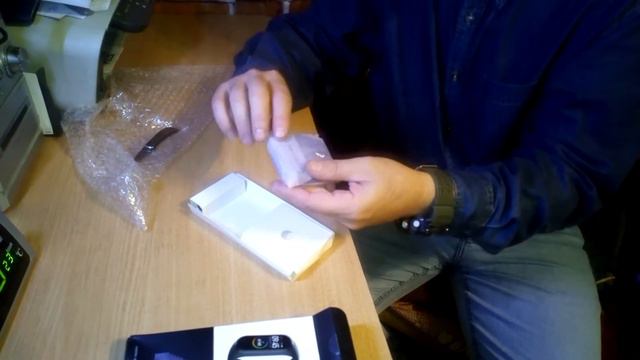 Xiaomi mi Band 4 умный браслет смотреть онлайн