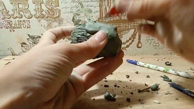 Превращение глины в скульптуру Иосифа Сталина смотреть онлайн