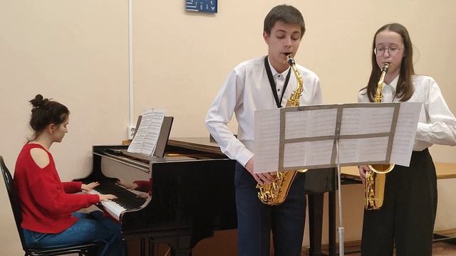 ДУЭТ САКСОФОНОВ Вера Горина, Сандуляк Захар И Дунаевский Лунный вальс смотреть онлайн