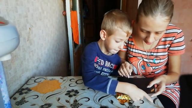 Влог. На больничном с Ромой. Наши любимые занятия смотреть онлайн