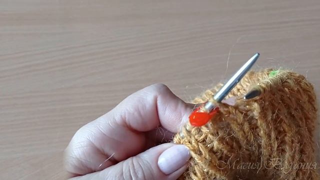 Шапка пышной резинкой с фиксированным отворотом. Как закрыть макушку красиво смотреть онлайн