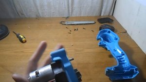 Кусторезка из Доброцена Smarthome DTS-21WCS-2 #2. Немного расскажу о работе и открою корпус.