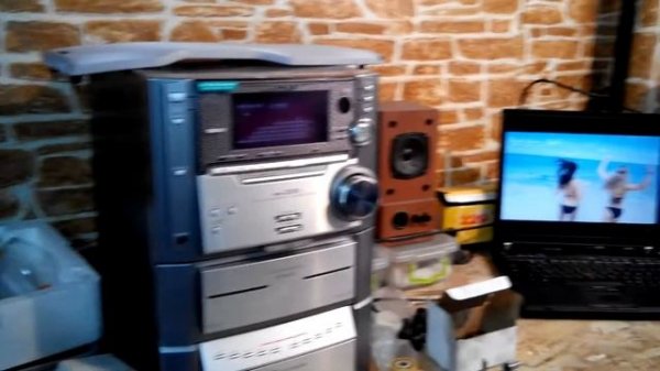 Слушаем SONY mnc ZX10