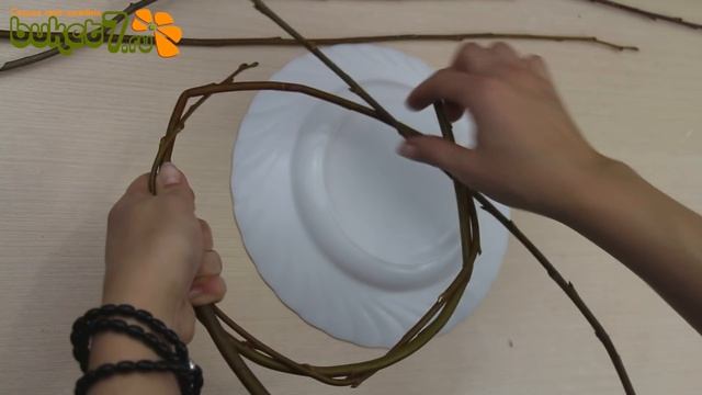 Венок из веток своими руками ☆ Основа для Рождественских (Новогодних) венков ☆ Diy смотреть онлайн