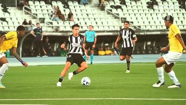 Matías Segovia é um TALENTO RARO смотреть онлайн