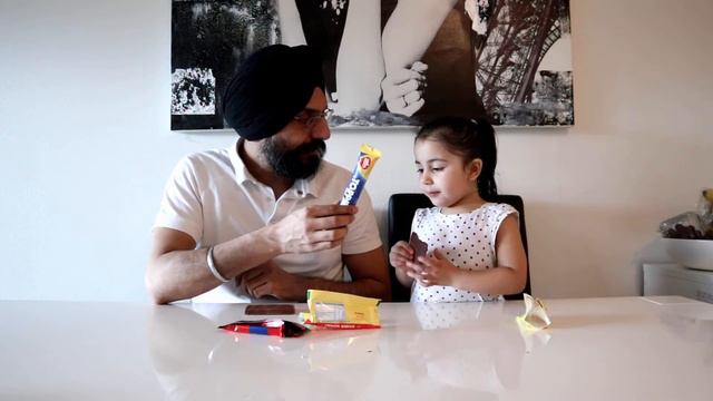 ਨੌਰਵੇ ਚੌਕਲੇਟ ਖਾਣੇ ਦੀ ਸਮੀਖਿਆ,CHOCOLATE REVIEW WITH MY DOGHTER. CHOCOLATE REVIEW. смотреть онлайн