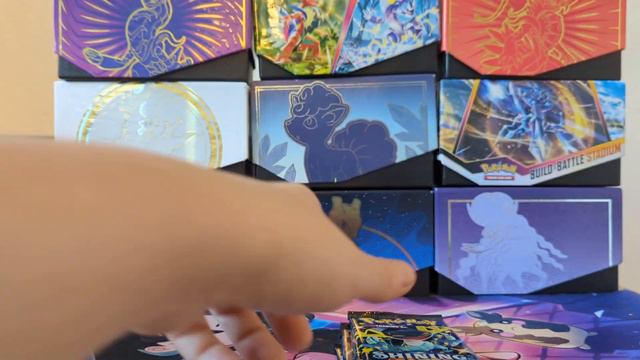Searching For The Shiny Charizard! Opening Pokémon TCG Shining Fates Elite Trainer Box. смотреть онлайн