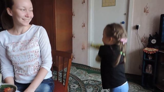 Внучки Майки Прабабушка Рима (76лет) и Прадедушка Женя(80 лет смотреть онлайн