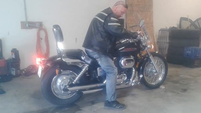 2002 honda shadow spirit vd750dc смотреть онлайн