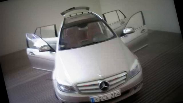 Mercedes Benz - 1:18 смотреть онлайн